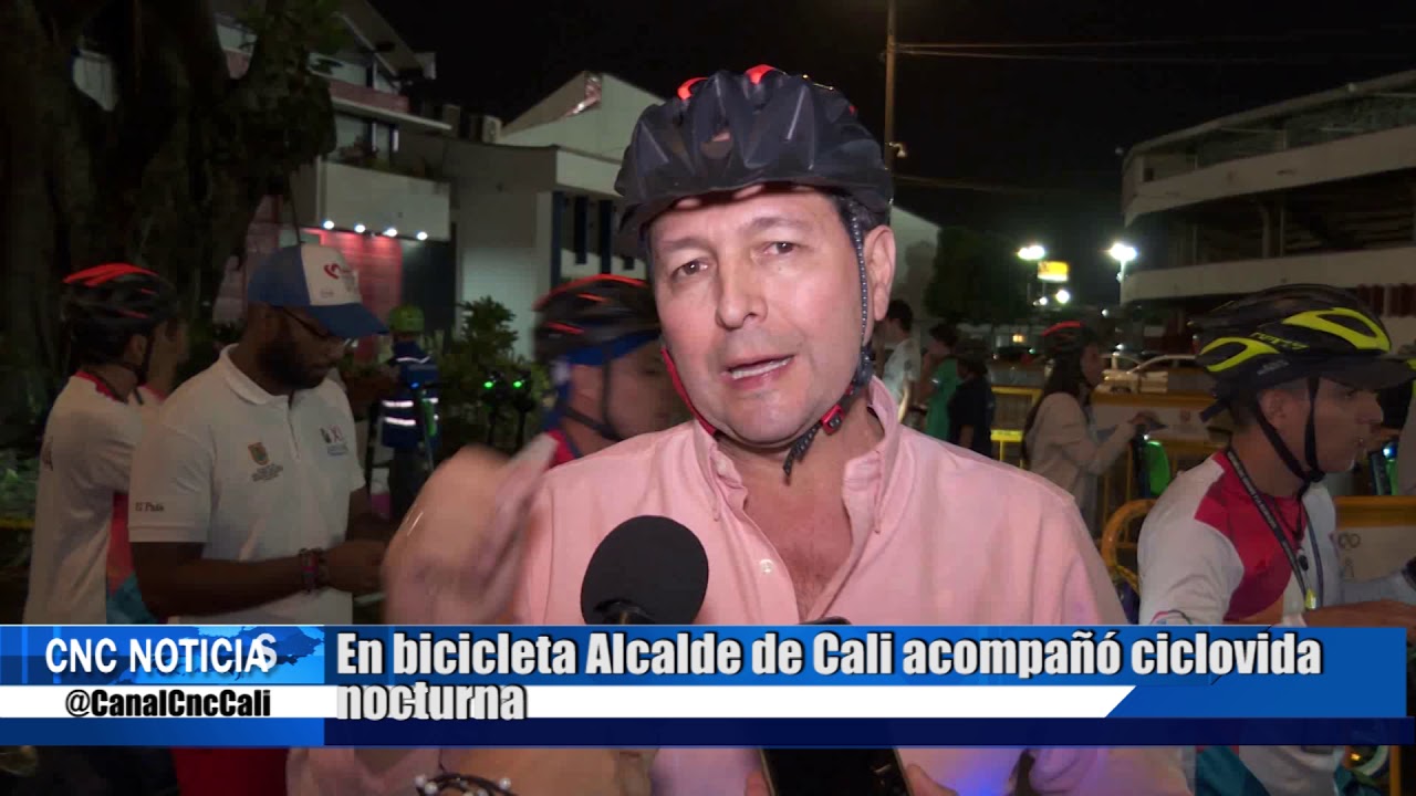 En bicicleta Alcalde de Cali acompañó ciclovida nocturna