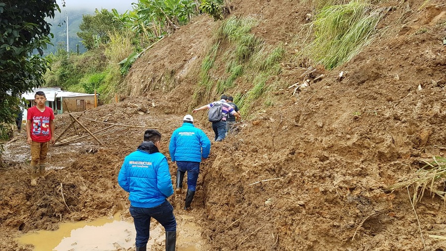 Deslizamientos e inundaciones en 20 barrios de Ibagué