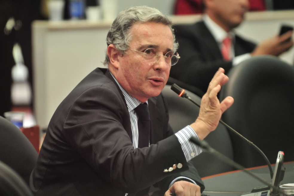 Álvaro Uribe ya está en la Corte para su indagatoria