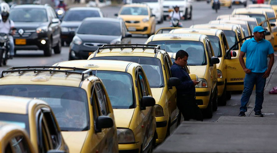 Taxistas hicieron PACTO secreto con Uber