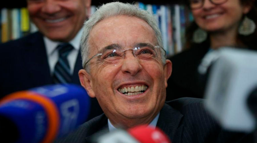 La Estrategia de Uribe para proponer amnistía nacional