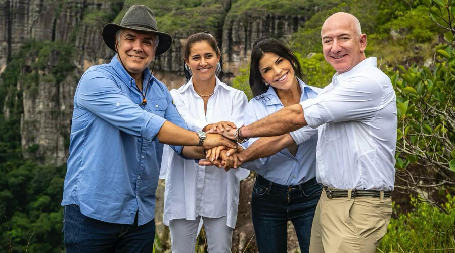 JEFF BEZOS apoyando a Colombia