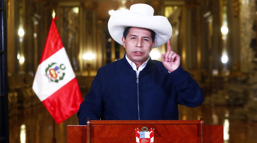 La DERECHA de Perú se amotina contra Presidente Castillo