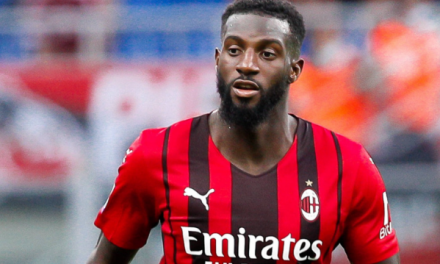 Policía italiana detuvo “por error” a jugador del Milan. Los acusan de racismo