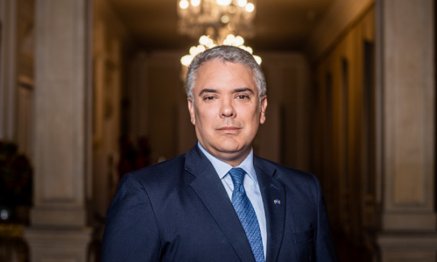 Iván Duque: de presidente de un país a fundación de beneficencia de la FIFA