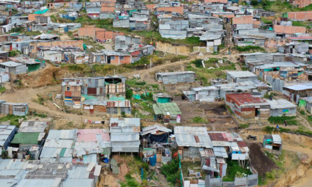 Colombia, entre los países con más personas por debajo de la línea de pobreza en Latinoamérica