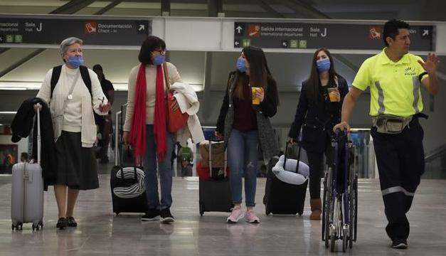 Viajar a México, ¿sí o no? Colombianos denuncian constantes maltratos xenófobos en aeropuertos mexicanos