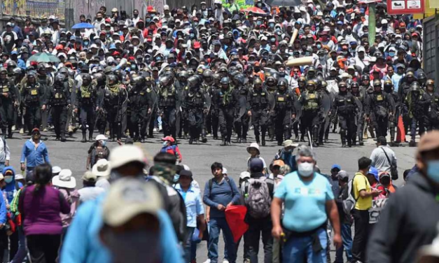 <strong>Perú: colombianos atrapados en medio de bloqueos.</strong>