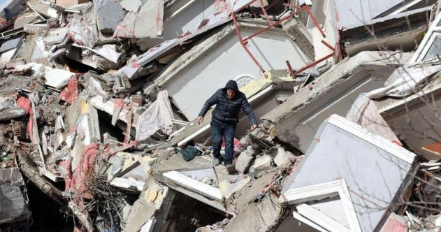 <strong>¡Continúan los rescates! Encuentran personas vivas en Turquía luego de más de 200 horas bajo escombros</strong>
