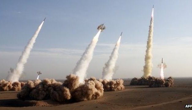 <strong>Irán ataca con misiles sin que los escudos israelíes pudieran detenerlos</strong>