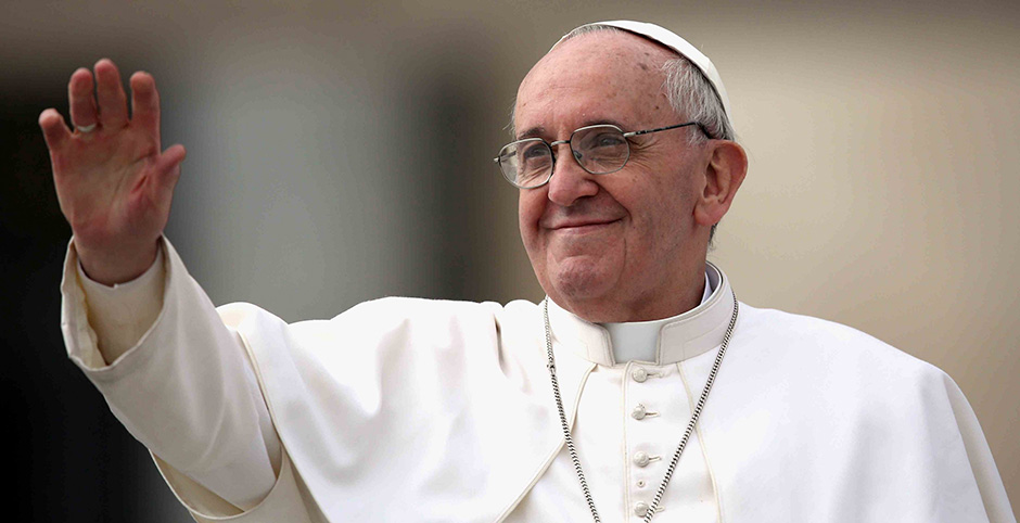 <strong>“Hipócritas”: papa Francisco a opositores de bendición a parejas homosexuales</strong>