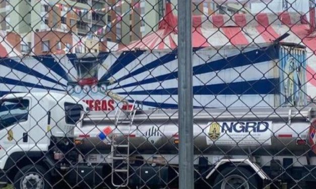<strong>Periódico El Tiempo pone carro tanque de la UNGRD en circo de Pasto. Periodista lo desmiente</strong>