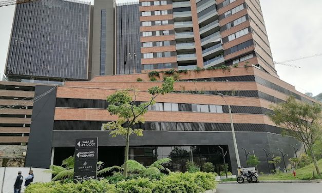 Empresario fue asesinado en El Poblado de Medellín. Le dispararon desde una camioneta