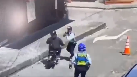 En menos de una semana agentes de tránsito del área metropolitana de Pereira han tumbado a dos motociclistas