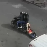 Ladrones en moto arrastraron durante cinco cuadras a una menor de edad en Bogotá