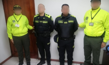 Cuatro policías de Medellín fueron capturados por dos casos aislados