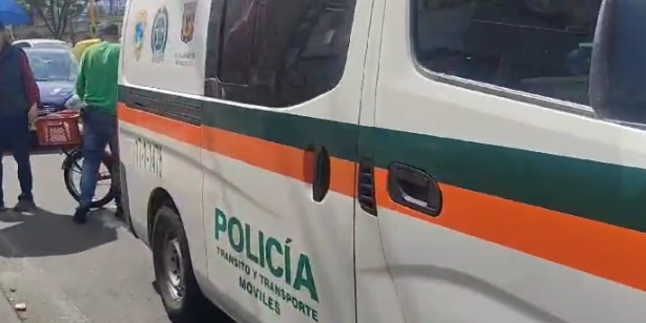 Mujer murió atropellada por una patrulla de Policía de Tránsito en Bogotá