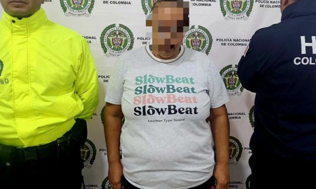 Capturaron a una mujer que vendía pornografía infantil de su nieta e hija, de 5 y 11 años