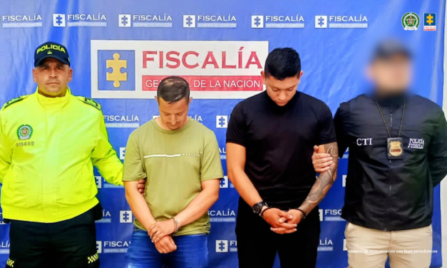 Judicializaron a dos dragoneantes del INPEC que abusaron sexualmente de una mujer en cárcel de Medellín. Uno de ellos quedó en libertad