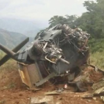 ELN se atribuyó el ataque al helicóptero de la Policía que dejó 13 uniformados muertos en Antioquia. Autoridades habían responsabilizado a las disidencias