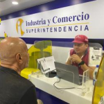 Superintendencia de Industria y Comercio sancionó once almacenes por irregularidades en temporada de <em>Black Friday</em> del 2024