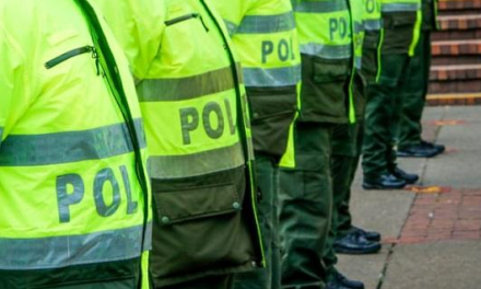 Emitieron orden de captura internacional contra exsubintendente señalado de haber robado $850 millones de la Policía