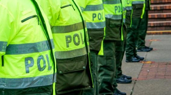 Emitieron orden de captura internacional contra exsubintendente señalado de haber robado $850 millones de la Policía