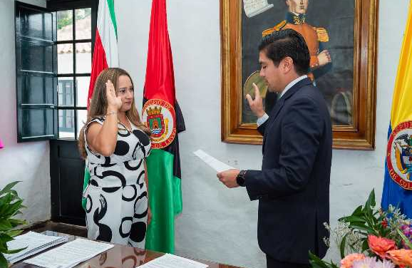 Alcalde de Villa de Leyva, Víctor Alfonso Gamboa, fue imputado por la Fiscalía por firmar contrato sin cumplir la ley