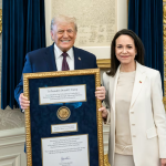 María Corina Machado entregó la medalla de su Premio Nobel de Paz a Donald Trump