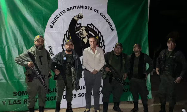 Clan del Golfo suspendió negociaciones de paz con el gobierno. Acusan al presidente de acordar con Trump la captura de ‘Chiquito Malo’