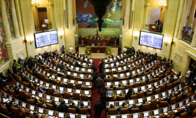 Consejo de Estado admitió demanda para anular decreto presidencial que bajaba el sueldo de los congresistas