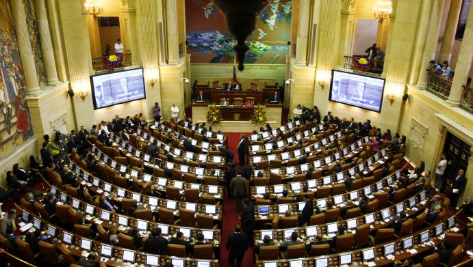 Consejo de Estado admitió demanda para anular decreto presidencial que bajaba el sueldo de los congresistas