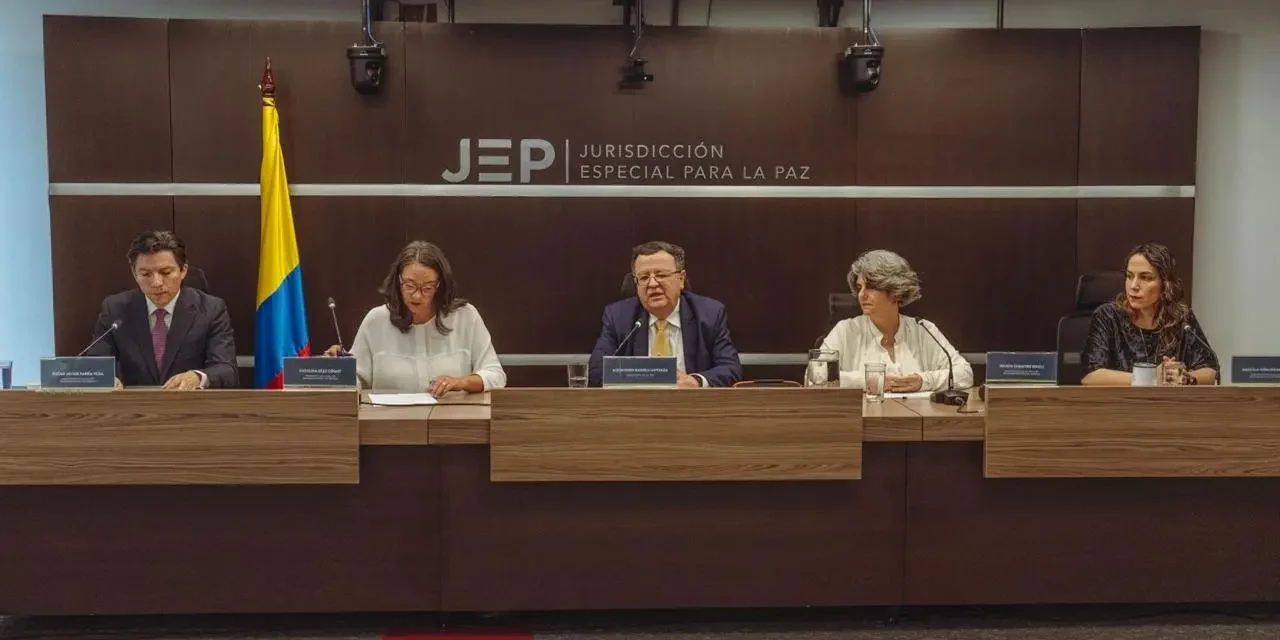 JEP imputó a 27 exintegrantes de las extintas Farc por atentados, masacres, homicidios, desapariciones, entre otros delitos