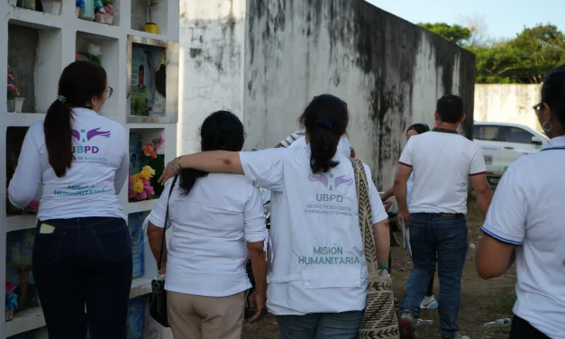 JEP y Unidad de Búsqueda recuperaron y entregaron a su familia el cuerpo de un menor que fue reclutado en 1998 a sus 14 años
